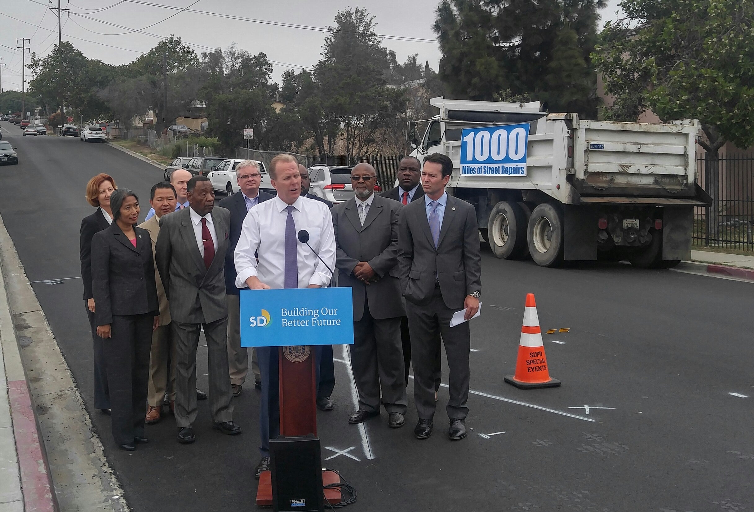 San Diego Mayor Kevin L. Faulconer announces the city has repaired 250 Miles of its goal to fix 1,000 in five years.