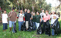 Photo of Hoover High Students cleaning up Manzanita Canyon