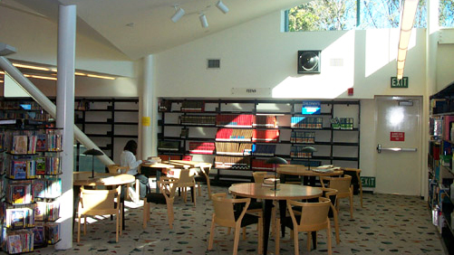 Reading area inside the Mira Mesa Library