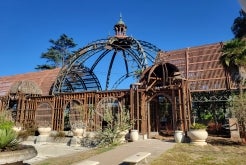 Botancial building