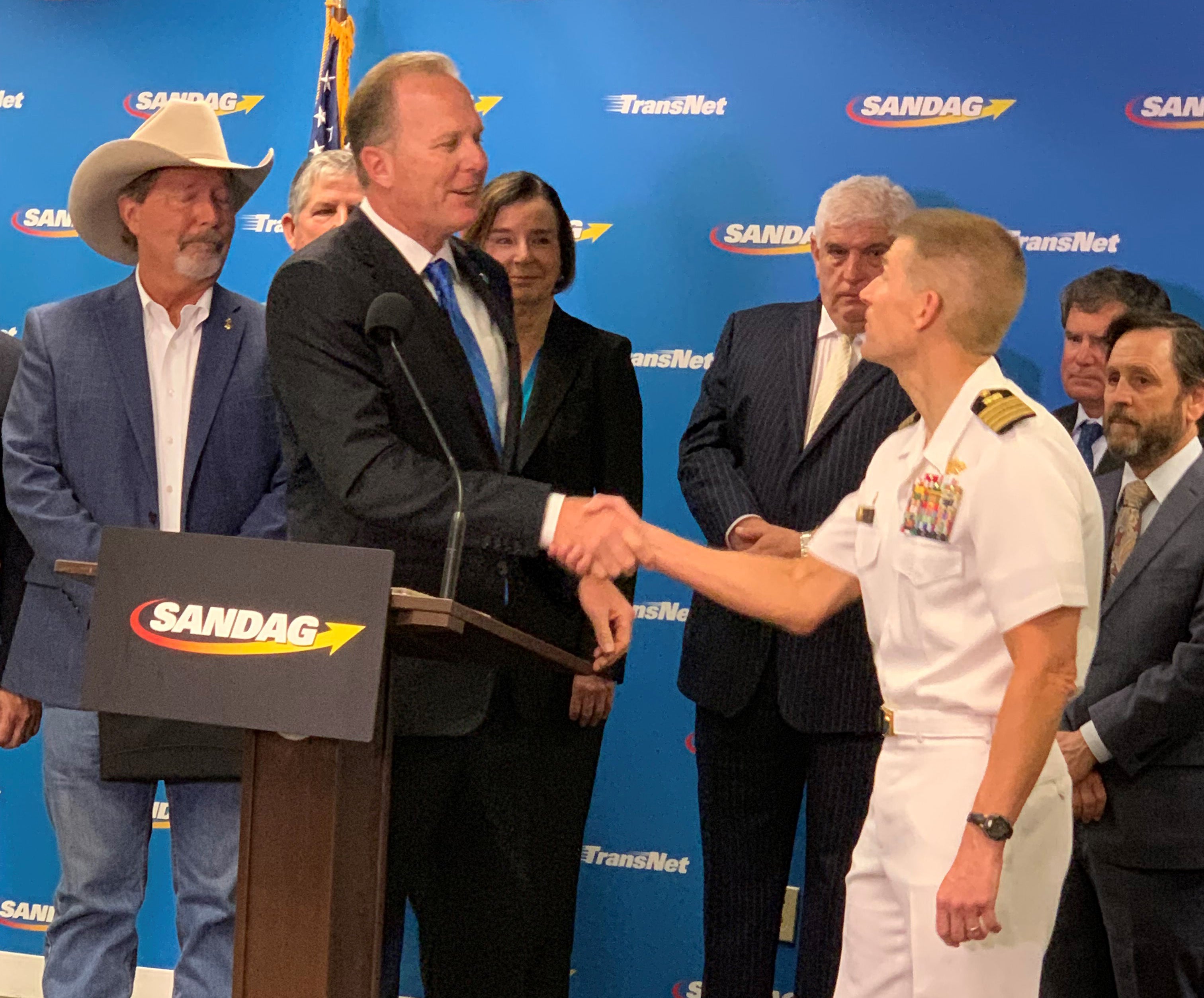 Navy / SANDAG sign MOU