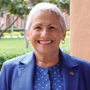 Photo of Councilmember Jennifer Campbell