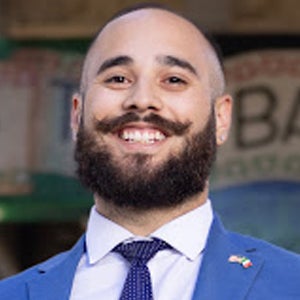Photo of Alberto Vasquez