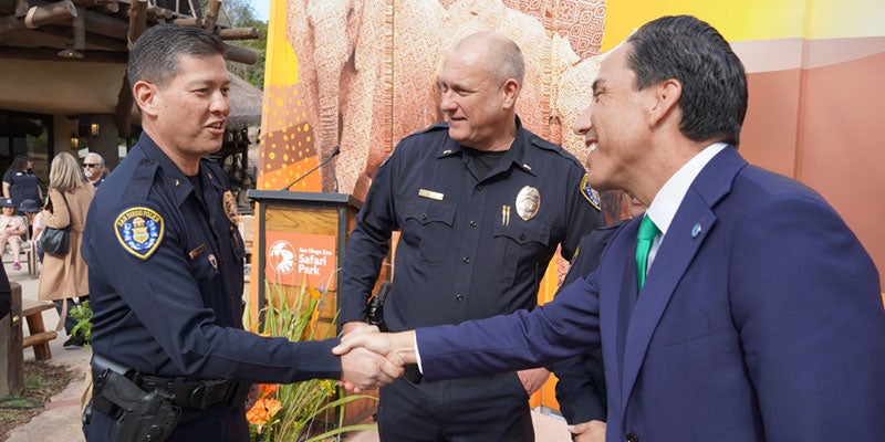 Mayor Todd Gloria with Police Officers
