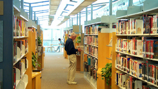 Books stacks inside the Carmel Mountain Ranch Library