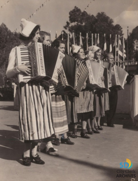 1935-36 California Pacific Exposition, Accordion Players