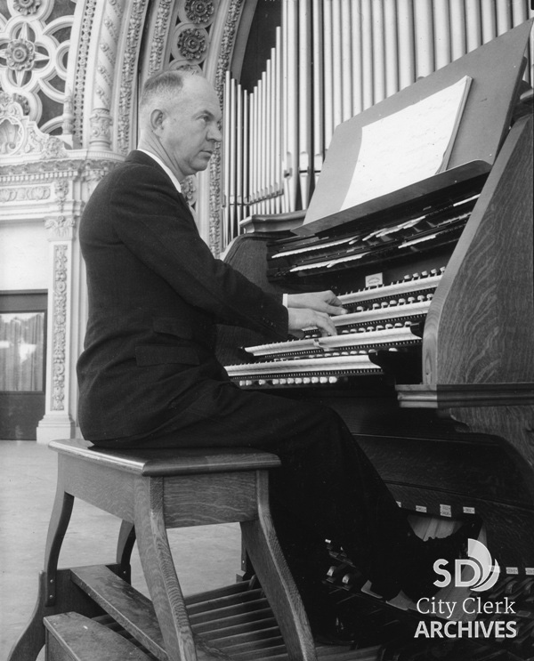 Royal A. Brown at Spreckels Organ in 1935