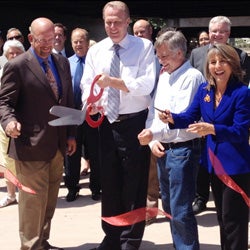 Photo of Councilmember Scott Sherman, Mayor Kevin Faulconer, San Diego River Park Foundation Executive Director Rob Hutsel, Councilmember Lorie Zapf