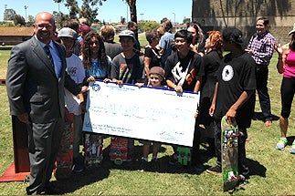 Photo of Councilman Sherman Presenting a $3,040,000 to the Linda Vista Community