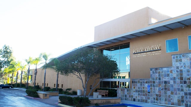 Front area outside the Rancho Bernardo Library