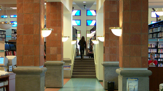Lobby area at the Rancho Peñasquitos Library