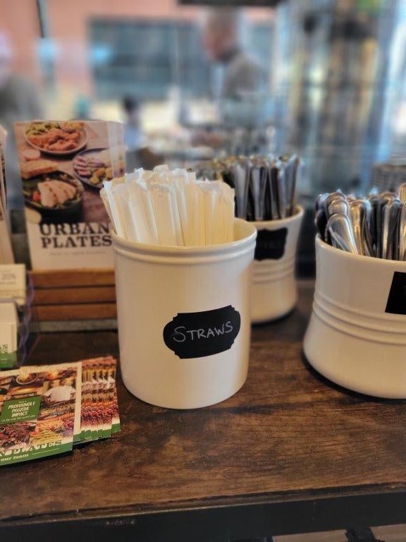 Self-service utensil station