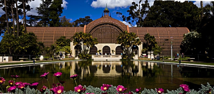 botanical_building_and_pond