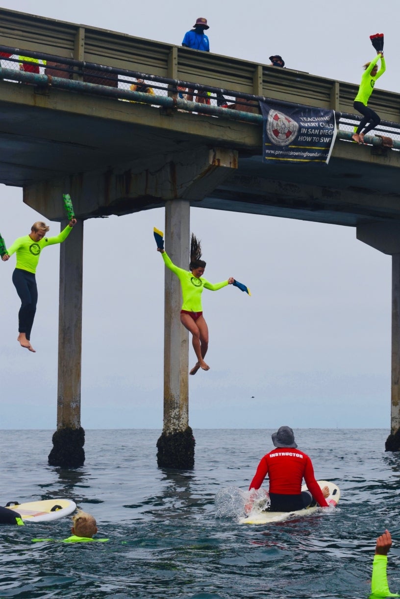 junior lifeguard pier jump b group