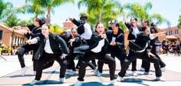 dance troupe