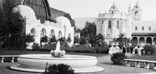 Botanical Gardens, Lily Pond Garden, Food and Beverage Building