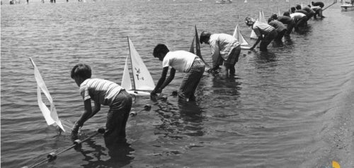 Model Sailboat Races on Mission Bay