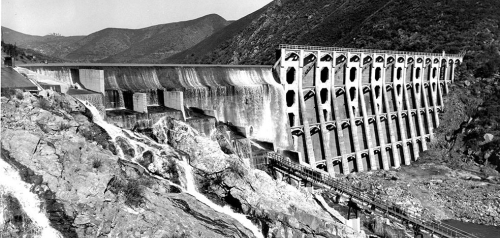 Lake Hodges Dam in 1952