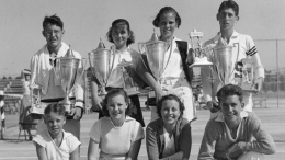 1935 Ink Tennis Trophy Winners